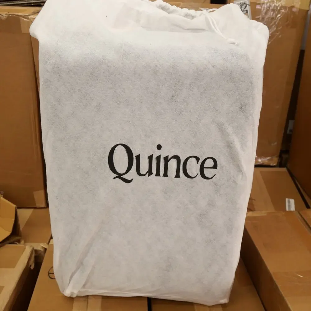 NEW Quince Expandable Small Carry On Suitcase BLACK TSA Lock Spinner Wheels - Picture 9 of 10